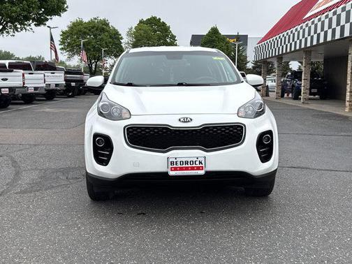Clear White 2019 Kia Sportage LX