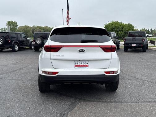 Clear White 2019 Kia Sportage LX