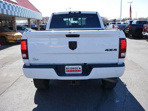 2018 RAM 2500 Laramie Crew Cab 4x4 6'4' Box