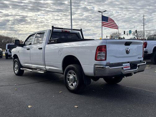 2023 RAM 2500 Tradesman Crew Cab 4x4 8' Box