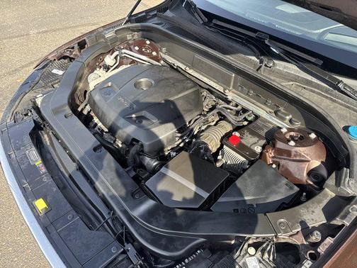 Maple Brown Metallic 2018 Volvo XC60 T6 Inscription
