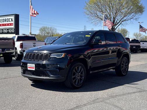 Diamond Black Crystal Pearlcoat 2018 Jeep Grand Cherokee High Altitude