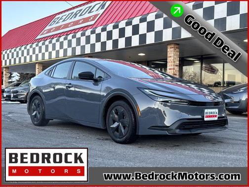 2025 Toyota Prius LE