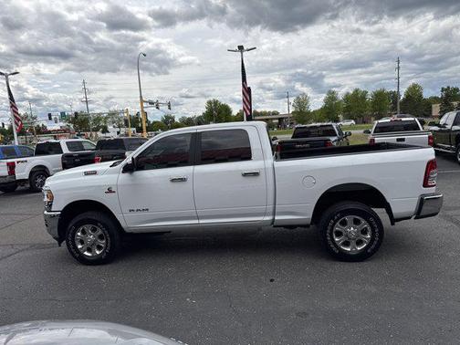 2022 RAM 2500 Big Horn Crew Cab 4x4 6'4' Box