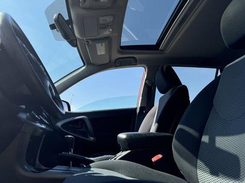 2009 Toyota RAV4 Sport