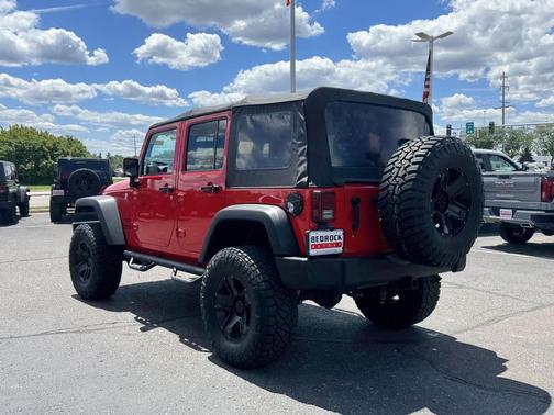 Firecracker Red Clearcoat 2017 Jeep Wrangler Unlimited Sport