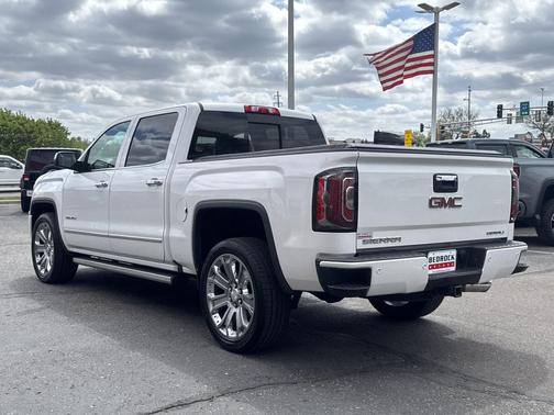 White Frost Tricoat 2017 GMC Sierra 1500 Denali
