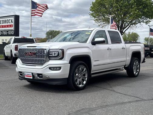 White Frost Tricoat 2017 GMC Sierra 1500 Denali
