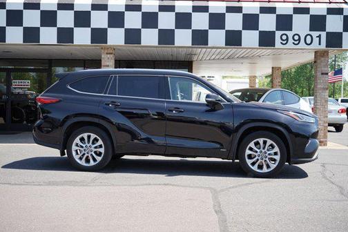 2023 Toyota Highlander Hybrid Limited