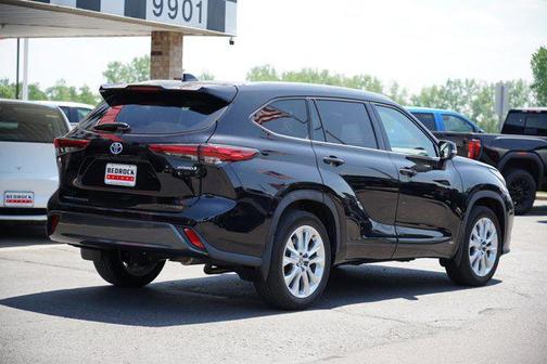 2023 Toyota Highlander Hybrid Limited