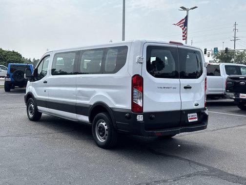 2016 Ford Transit-350 XL