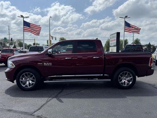 Delmonico Red Pearlcoat 2017 RAM 1500 Limited Crew Cab 4x4 5'7' Box