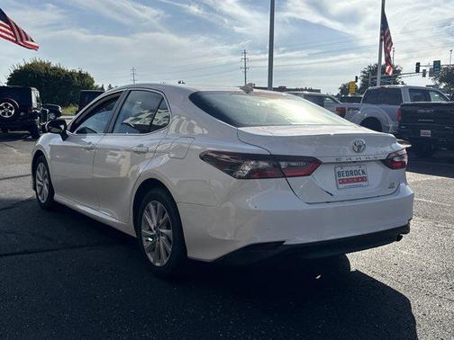 2021 Toyota Camry LE