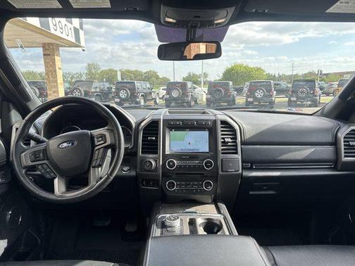 Oxford White 2018 Ford Expedition XLT