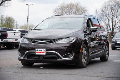 2018 Chrysler Pacifica Hybrid Limited