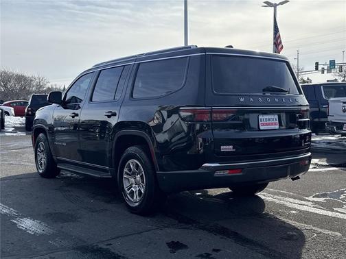Diamond Black Crystal Pearlcoat 2022 Jeep Wagoneer Series I 4x4