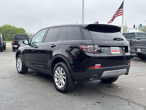 Santorini Black Metallic 2019 Land Rover Discovery Sport HSE