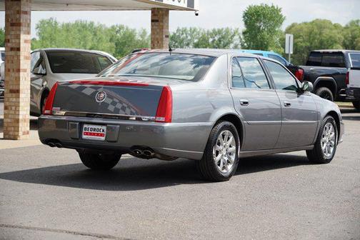 2008 Cadillac DTS Base