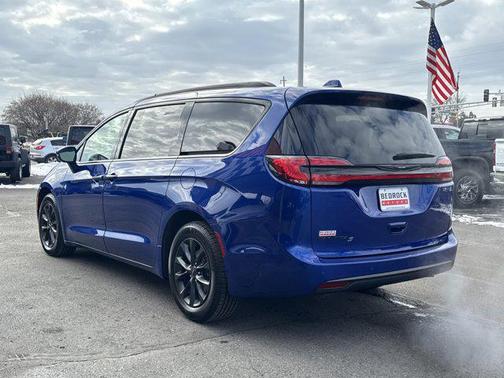 2021 Chrysler Pacifica Touring
