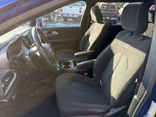 2021 Chrysler Pacifica Touring