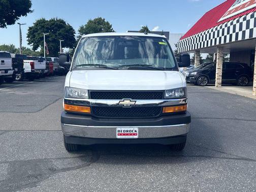 2017 Chevrolet Express 3500 LT