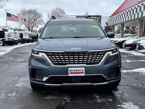 2023 Kia Carnival SX