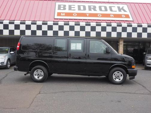2017 GMC Savana 2500 Work Van