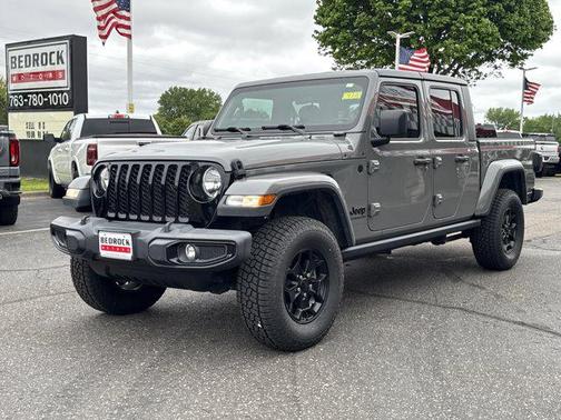 Sting-Gray Clearcoat 2021 Jeep Gladiator Sport