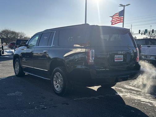 2019 GMC Yukon XL SLT