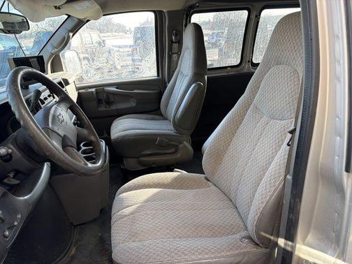 2007 Chevrolet Express 1500 Base