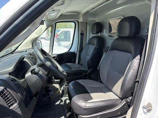 Bright White Clearcoat 2022 RAM ProMaster 2500 High Roof