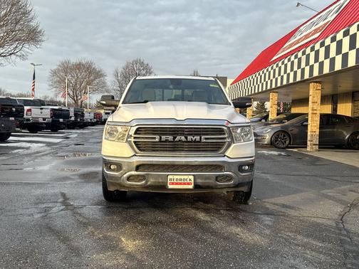 Bright White Clearcoat 2021 RAM 1500 Big Horn/Lone Star