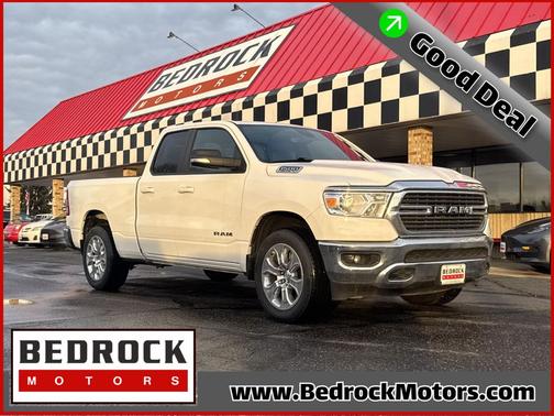 Bright White Clearcoat 2021 RAM 1500 Big Horn/Lone Star