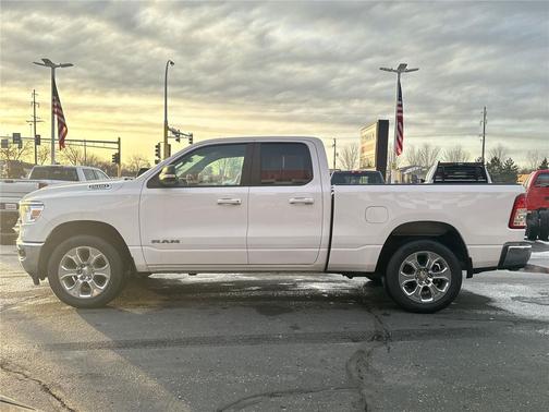 Bright White Clearcoat 2021 RAM 1500 Big Horn/Lone Star