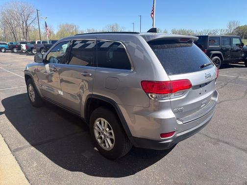 Billet Silver Metallic Clearcoat 2018 Jeep Grand Cherokee Laredo
