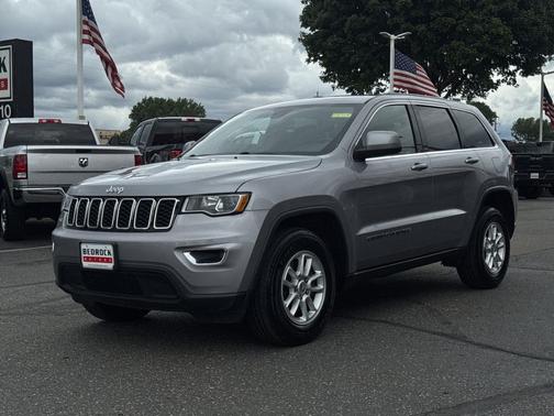 Billet Silver Metallic Clearcoat 2018 Jeep Grand Cherokee Laredo