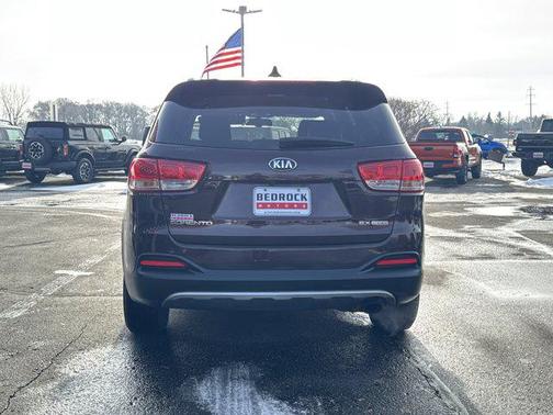 2016 Kia Sorento EX