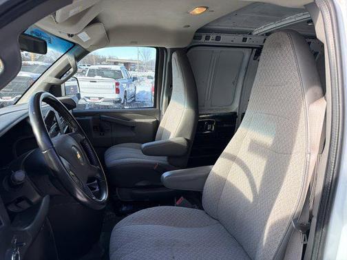 2021 Chevrolet Express 2500 RWD 2500 Regular Wheelbase WT