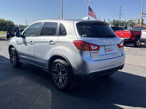 2017 Mitsubishi Outlander Sport 2.4 SE