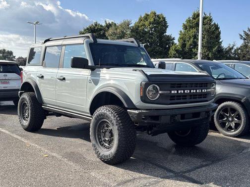 2021 Ford Bronco Black Diamond