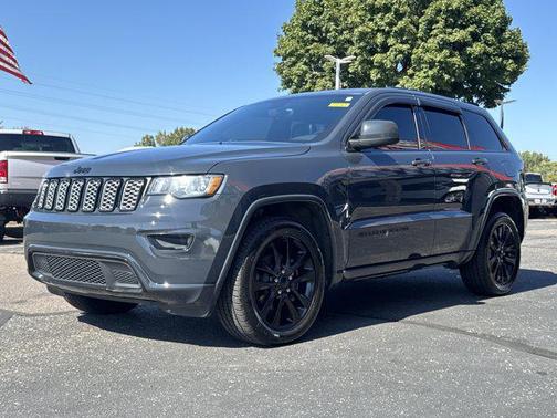 2018 Jeep Grand Cherokee Altitude
