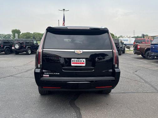 2020 Cadillac Escalade ESV Luxury