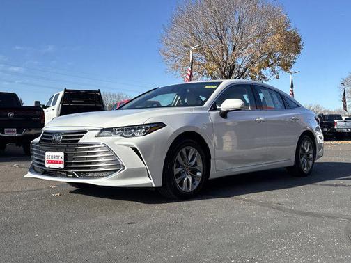 2021 Toyota Avalon XLE