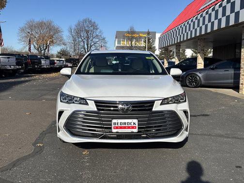 2021 Toyota Avalon XLE