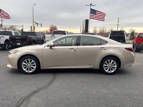 2013 Lexus ES 300h Base