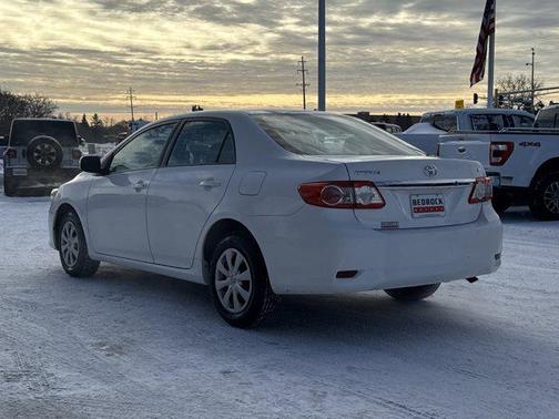 2011 Toyota Corolla LE