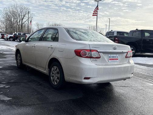 2011 Toyota Corolla LE