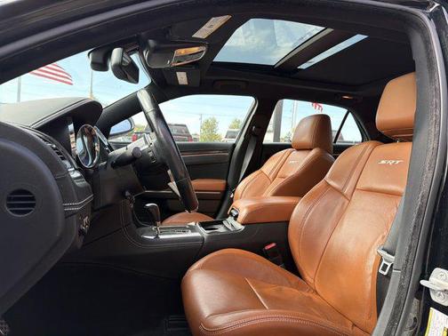 2014 Chrysler 300 SRT8