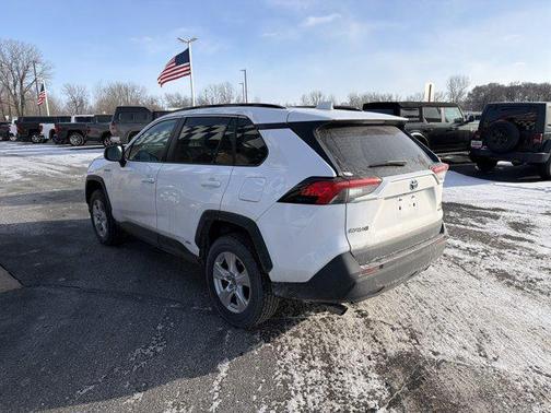 2021 Toyota RAV4 Hybrid LE