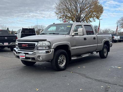 2004 GMC Sierra 2500 SLT Crew Cab